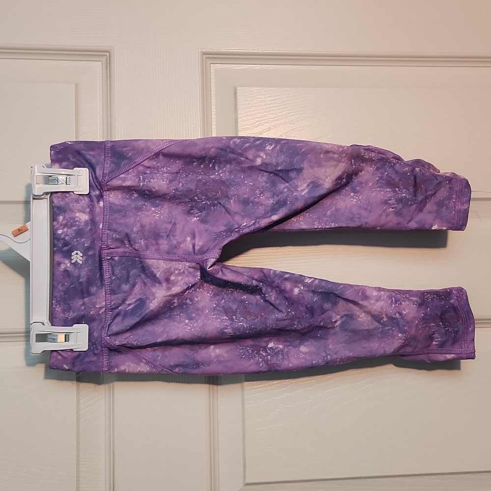 5/$20 Capris - Picture 2 of 3